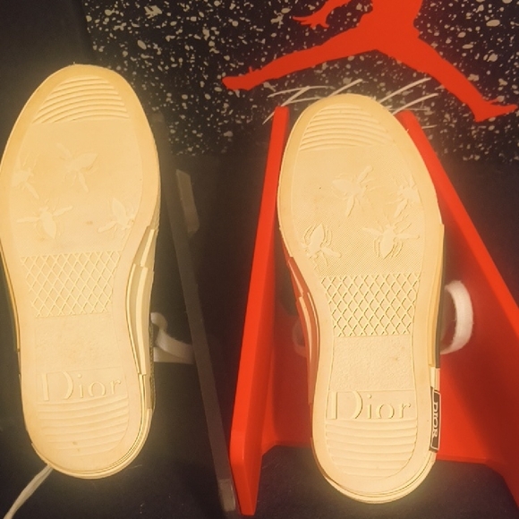 Dior Low Top Logo Sneaker - Beige Monogram - Picture 9 of 11